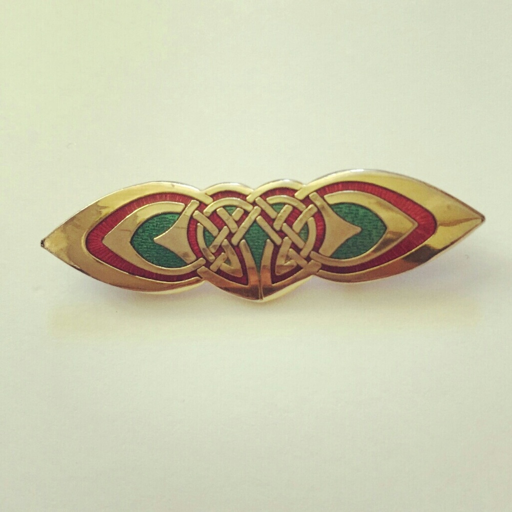 Celtic knot brooch